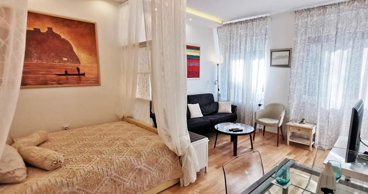 Gala City Center Apartman Белград Екстериор снимка